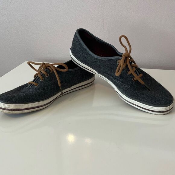 Keds x Taylor Swift Wool Sneaker Shoe Gray Sz 7.5 Swiftie Fall 1989 Cottage Eras - Picture 8 of 11